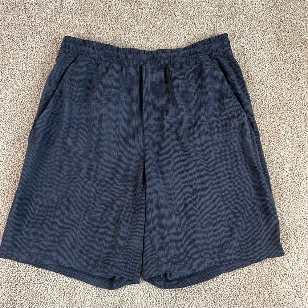 Lululemon Pace Breaker Linerless 9" Black Pattern Elastic Waist Athletic Shorts